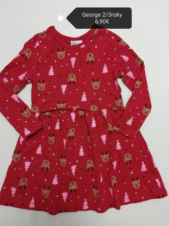 Červené vianočné šaty, 98