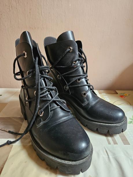 Perfektné čižmy, reserved,36