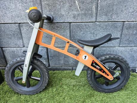 Odrážadlo first bike aj s lyžami, firstbike