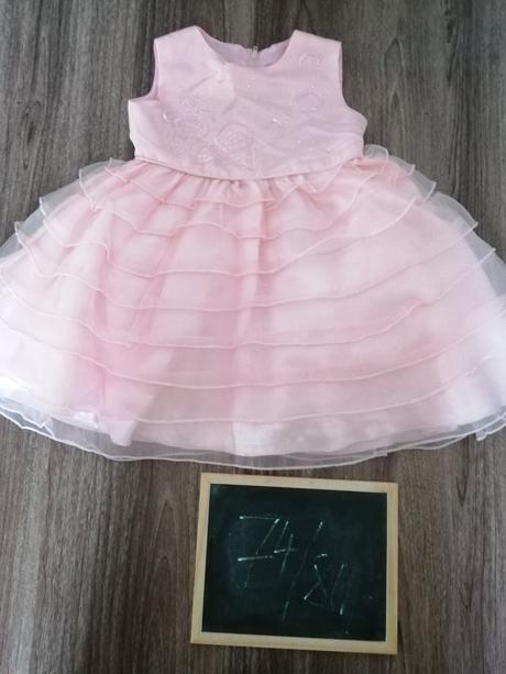 Šaty spoločenské, 74