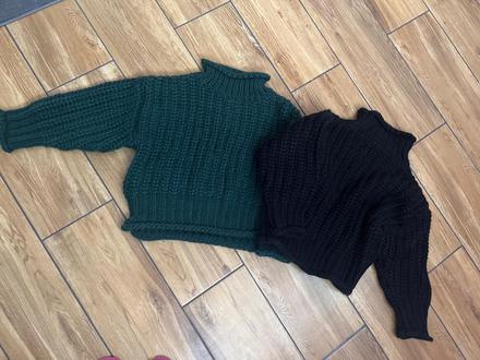 Sveter, reserved,122