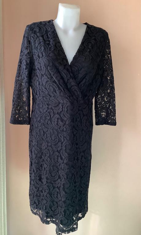 Krásne krajkové šaty my own, 42