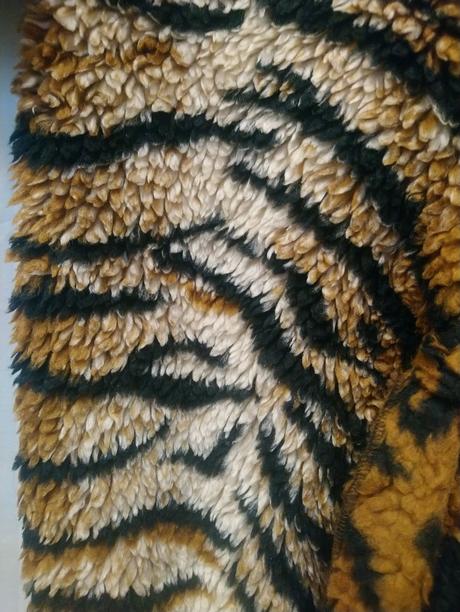 2 dielny kostým fleesový tigrík, carna 2-3r 92-98, 