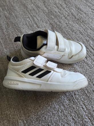 Adidas botasky vel.24, adidas,24