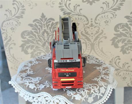 Veľké hasičské auto,