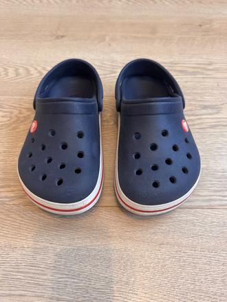 Crocs, crocs,33