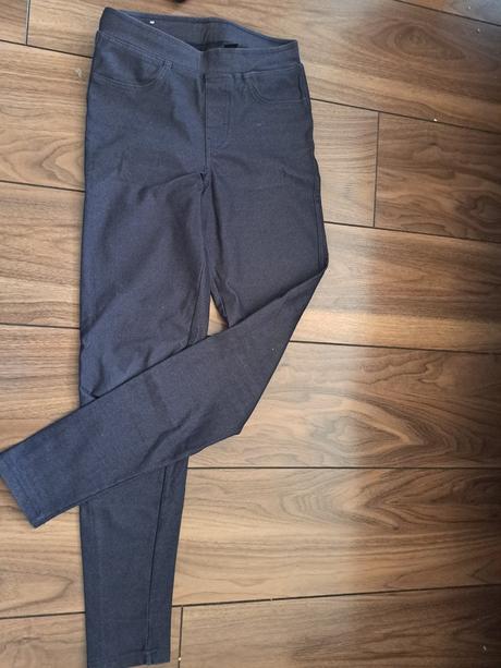 Džegíny, esmara,xs