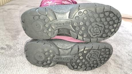 Čižmičky superfit, 31