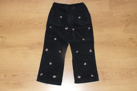 3x oblecene kvietkovane menzestraky, 110