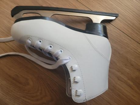 Korčule na ľad, 31