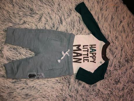 Komplet body + teplaky, reserved,62