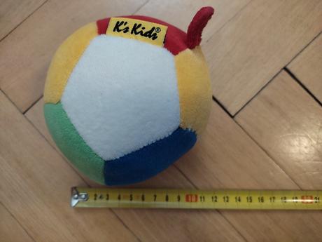 Lopticka s hrkalkou, 