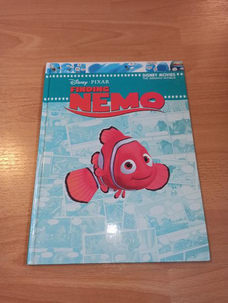 Disney finding nemo v anglictine,