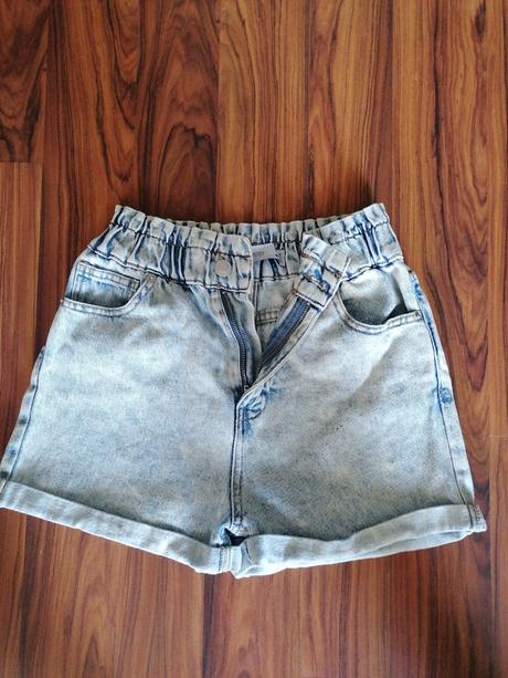 Šortky s, s