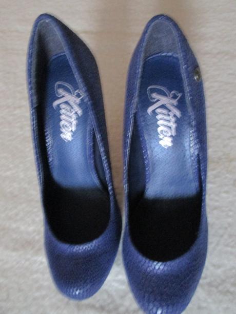 Znackove lodicky kitten velkost 37, 37