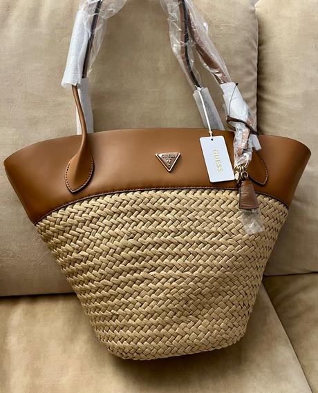 Nová kabelka guess s visačkou a dustbagom, guess