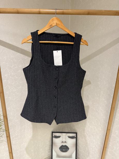 Vesta zara, zara,l