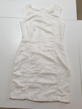 Krásne biele šaty, s