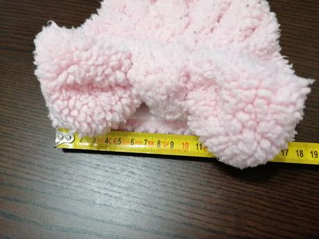 Turban s mašľou, 68