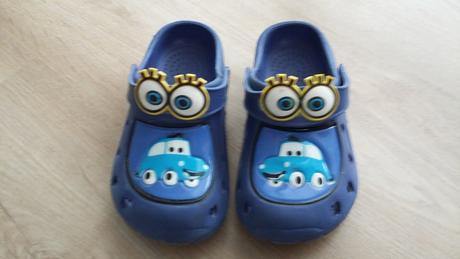 Pekné nosené kroksy, 28