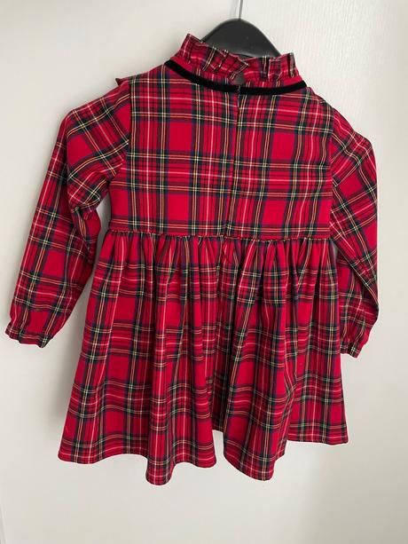 Vianočné šaty, 98