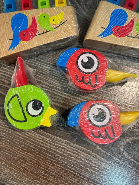 Hudobne hracky - drevene pistalky pre deticky,