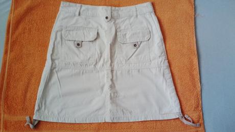 Divčenské sukne, 146