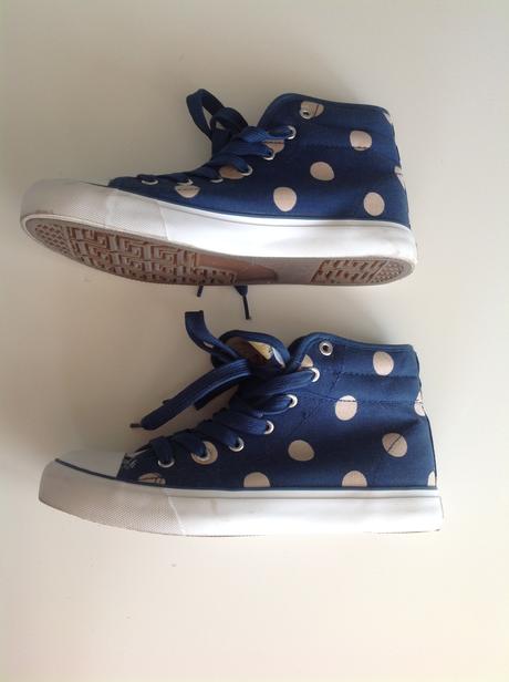 Vyššie tenisky, 38