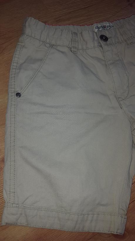 Béžové kraťasy, č.158, 158