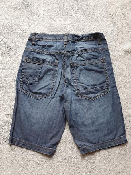 Rifľové kraťasy, benetton,140