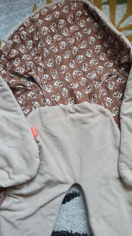 Prechodná zavinovačka do autosedačky, 