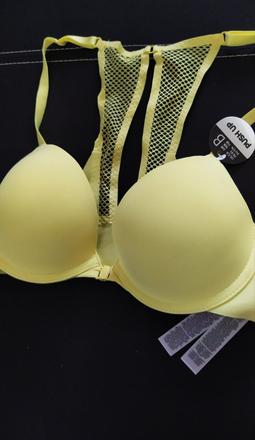 Nová push-up podprsenka, 75b