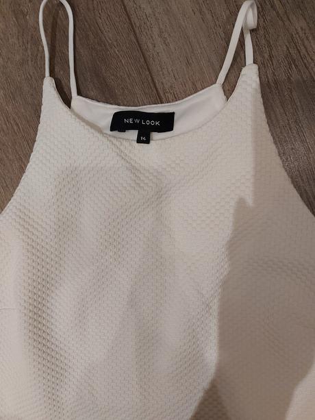 Krasny top, new look,36