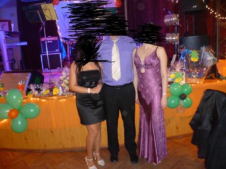 Spoločenské šaty, 38