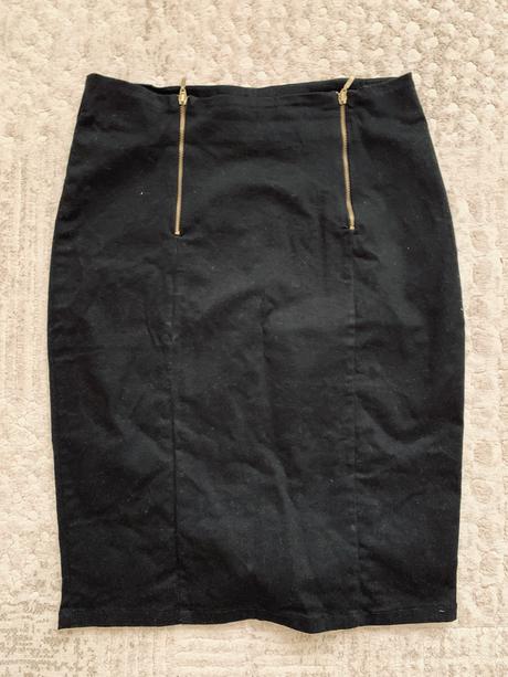 Čierna puzdrová sukňa so zipsami m, house,m