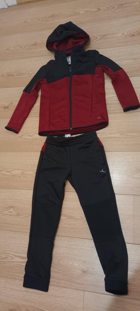 Teplakova súprava, decathlon,122