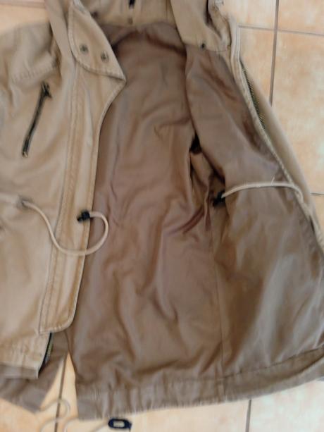 Prechodná bunda, 170