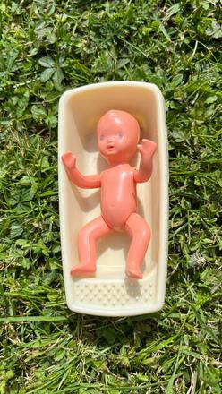 Retro vanička s bábikou,