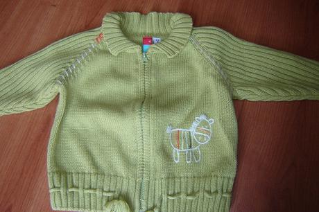 Svetrík gate, gate,80