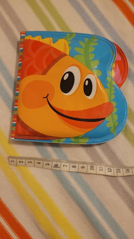 Knižka pre male deti piskacia, 