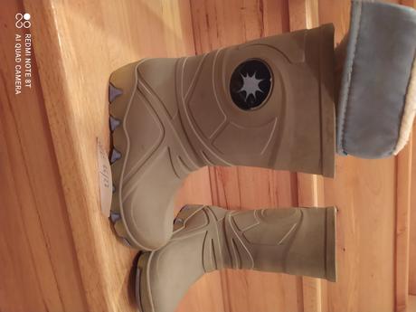 Blikajúce, zateplené gumáky - čižmy do dažďa, lupilu,26