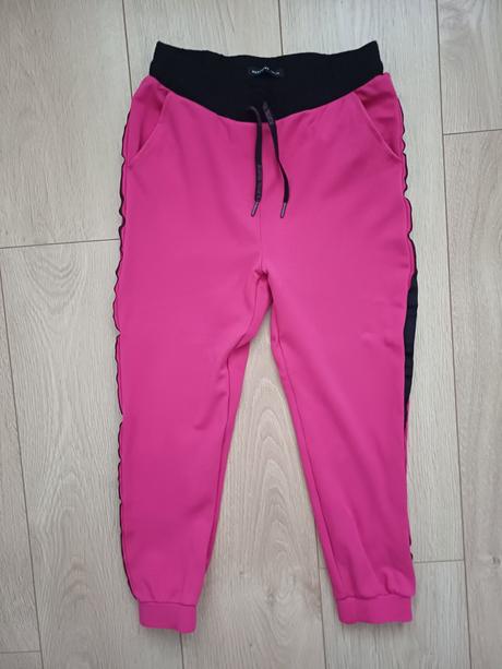 Ružové tepláky, reserved,134