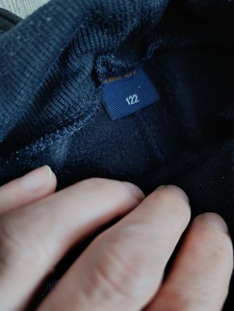 5x tepláky -122, 122