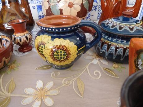 Keramika  farebná rozna, 
