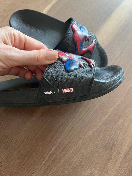 Šlapky adidas marvel, adidas,32