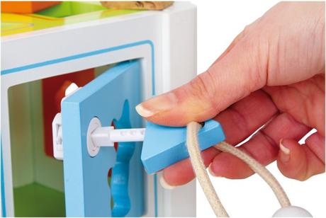 Small foot triediaci box,