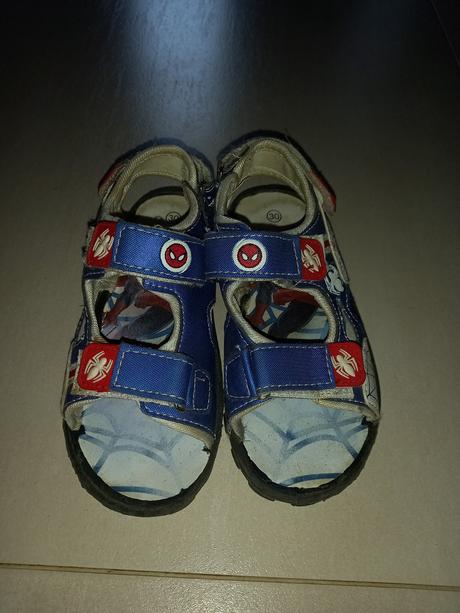 Sandálky spiderman, 30