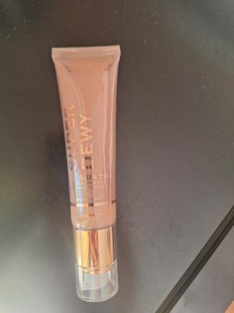 Skin tint,