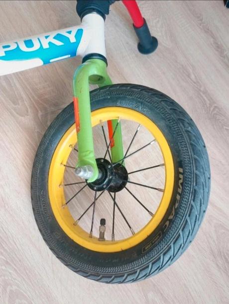 Odľahčené odrážadlo puky lr ride s blatníkom, puky