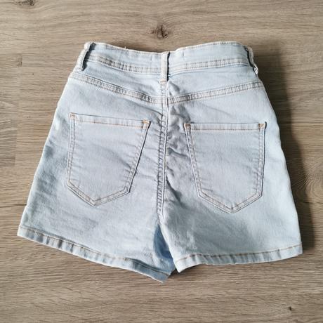 Šortky cropp 34, 34